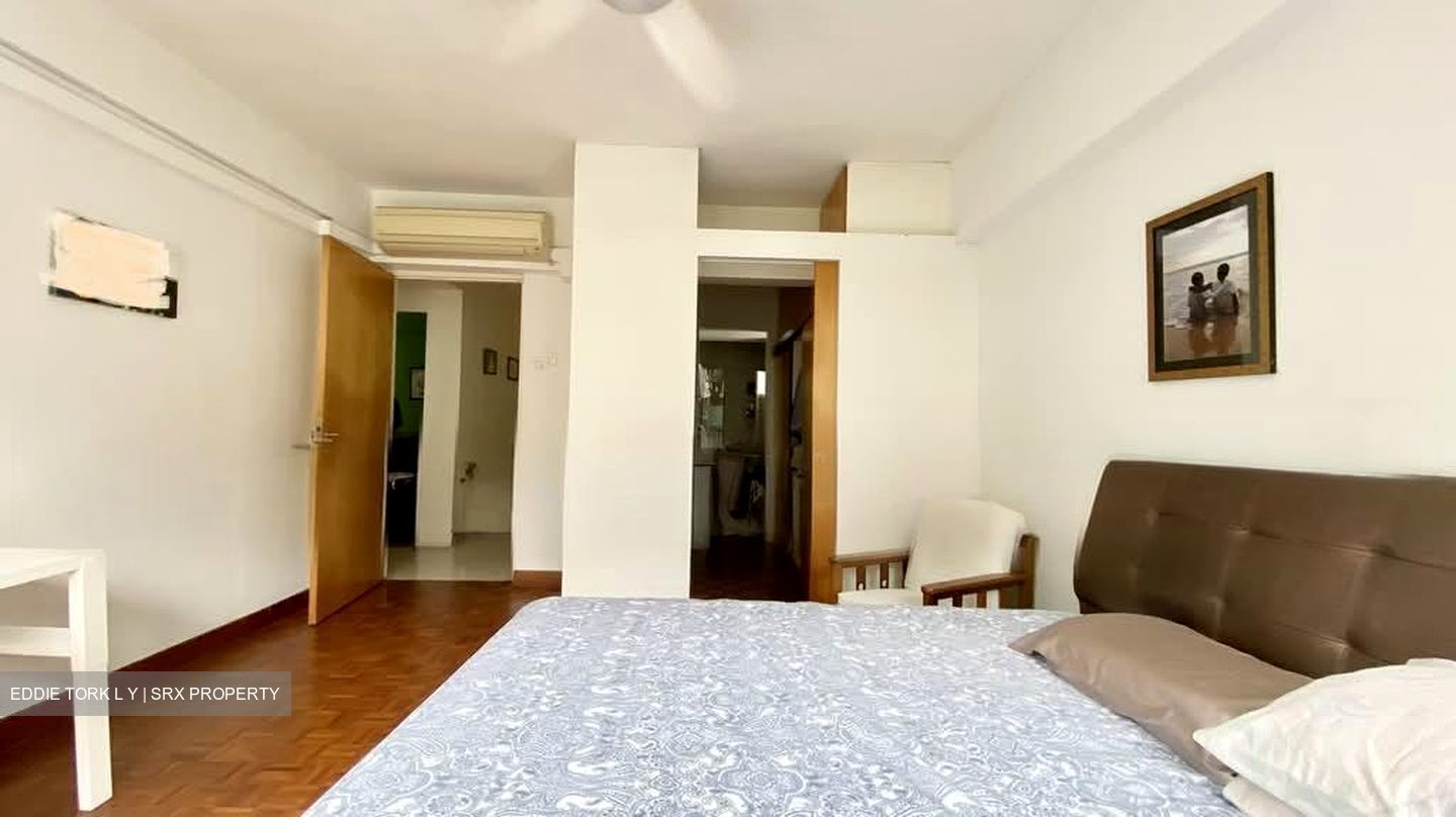 Pine Grove (D21), Condominium #565643041